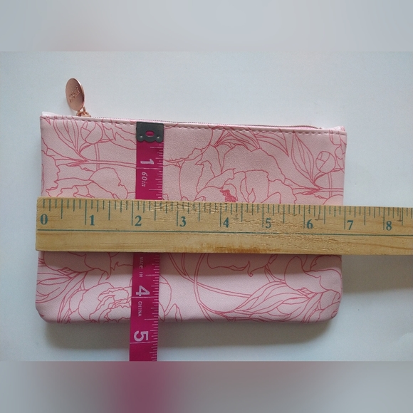 Lot of 9 Makeup Bag Pouches Multicolor  IPSY Glam Bag| Clinique| Lancôme| & more - Picture 9 of 15